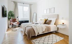 Prague Days - 1Bdr - Workspace - Netflix - New Town